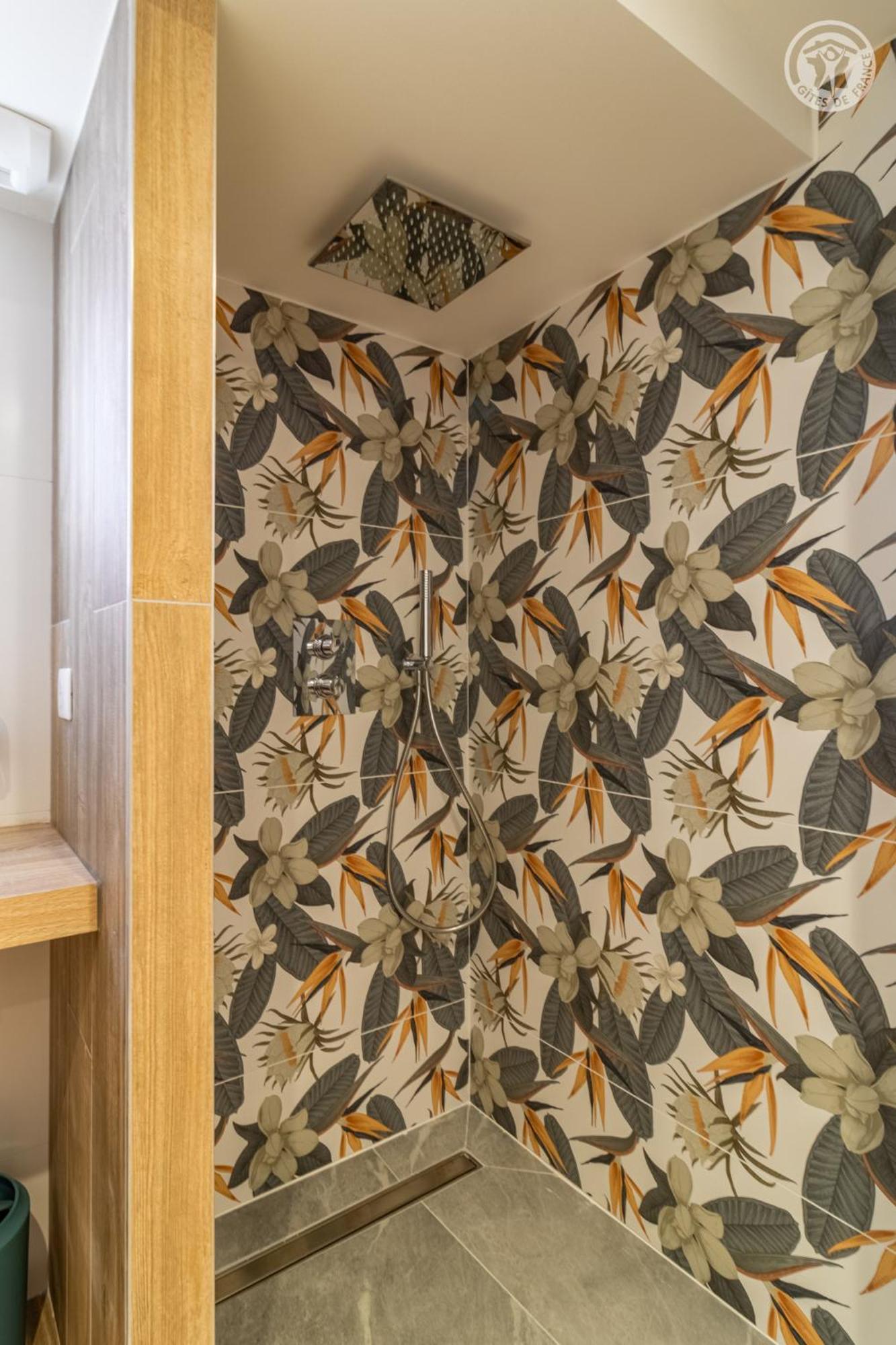 La Porte Des Alpes Chambres D'Hotes Barberaz Oda fotoğraf